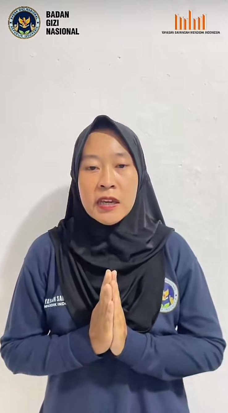 Seorang pegawai satuan pelayanan pemenuhan gizi sppg di purbalingga jawa tengah dipecat setelah unggahannya di media sosial yang menyebut penerima program makan bergizi gratis mbg sebagai rakyat jelata yang kurang bersyukur viral dan menuai kritik publik catrawarta Seorang pegawai satuan pelayanan pemenuhan gizi sppg di purbalingga jawa tengah dipecat setelah unggahannya di media sosial yang menyebut penerima program makan bergizi gratis mbg sebagai rakyat jelata yang kurang bersyukur viral dan menuai kritik publik